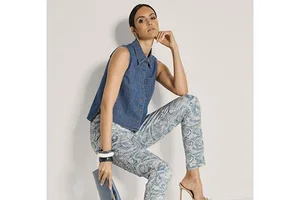 Lichte denim voor zonnige dagen