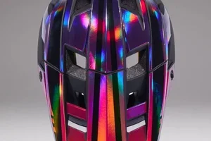 👀 De nieuwe Enduro Forest Custom LTD zal hoofden doen draaien