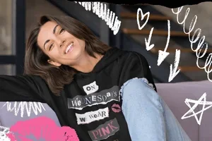 Everything is up to 40% off sitewide 💅 Not to be dramatic