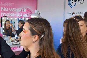 Van Land of Love tot de filmset: ontdek onze beautyopleidingen 💄