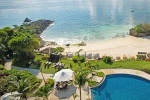 Shangri-La Philippines Island Oasis w. Daily Breakfast, Dinner & Nightly Drinks