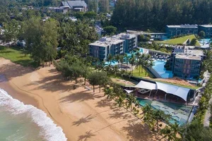 Thailand Oceanfront Khao Lak Oasis w. Daily Breakfast, Dinner & Nightly Free-Flow Cocktails