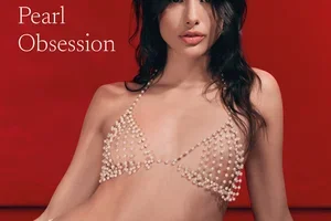 It’s back: Pearl and Crystal lingerie