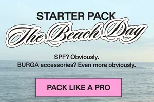 what’s in everyone’s beach bag rn?
