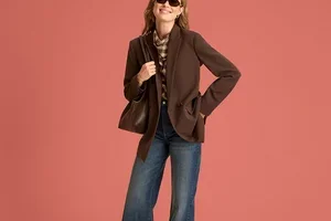 Terug naar kantoor – met nieuwe denimlooks!