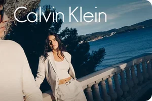 Hey Solden: CALVIN KLEIN, PINKO, SUMMER ESSENTIALS en 10 andere nieuwe sales vandaag online!