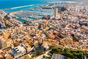 Gooi je koffer maar vol, je vliegt al vanaf €55 ✈️