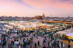 Van de medina tot de Ramblas: 6 steden om te ontdekken ✈️