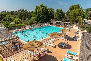 🌊 Onze campings med zwemparadijzen: zorgeloos glijplezier!
