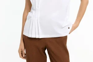 LIGHT SUMMER TOPS