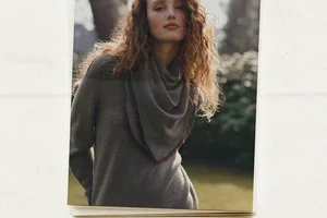 The Rainbow Scarf: Free care set with Purchase*