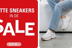 Witte sneakers in de SALE 🤍