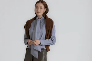 Taupe leather statements